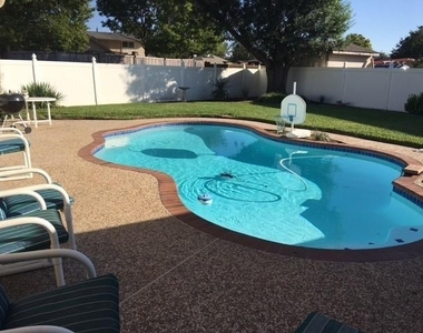 2312 Bush Circle - Photo Thumbnail 24