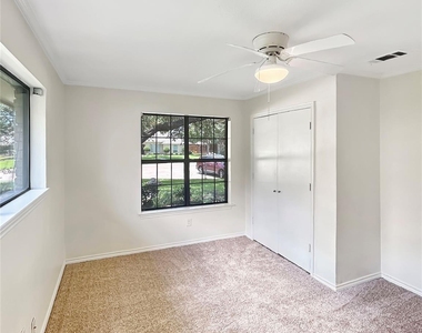 2312 Bush Circle - Photo Thumbnail 19