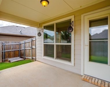 429 Foxcraft Drive - Photo Thumbnail 20