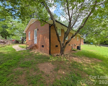 502 Cardinal Court - Photo Thumbnail 18
