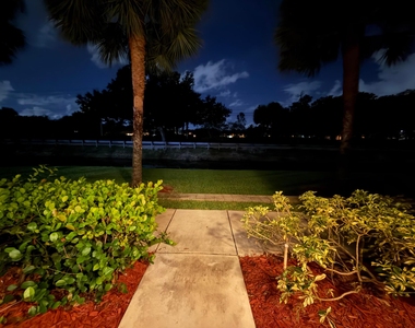 4673 Sw 75th Way - Photo Thumbnail 8