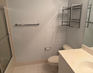 4673 Sw 75th Way - Photo Thumbnail 14