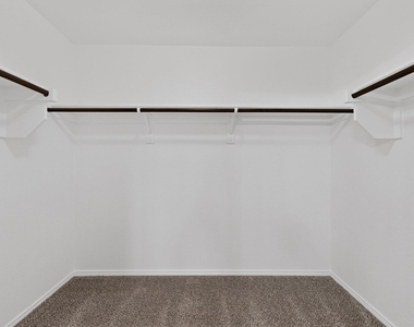 127 Abelia Drive - Photo Thumbnail 32