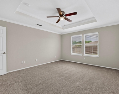 127 Abelia Drive - Photo Thumbnail 16