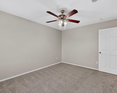 127 Abelia Drive - Photo Thumbnail 31