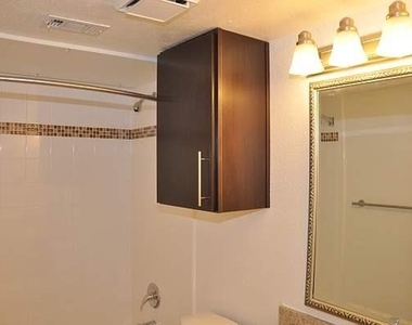 5909 Birchbrook Drive - Photo Thumbnail 20