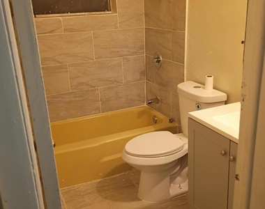 1845 Nw 55th Avenue - Photo Thumbnail 3