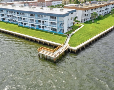 110 Shore Court - Photo Thumbnail 32