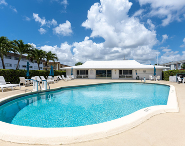 110 Shore Court - Photo Thumbnail 34