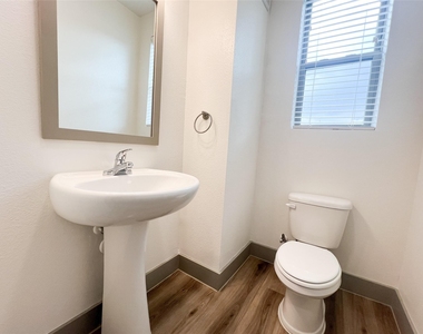 4020 Mcewen Road - Photo Thumbnail 9