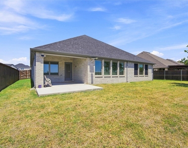 247 Half Moon Drive - Photo Thumbnail 22