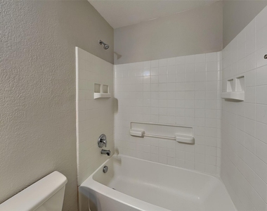 3040 Spotted Owl Drive - Photo Thumbnail 14
