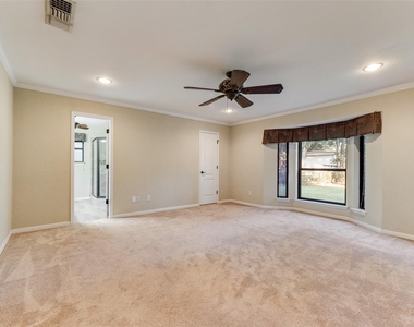 763 Moore Road - Photo Thumbnail 16