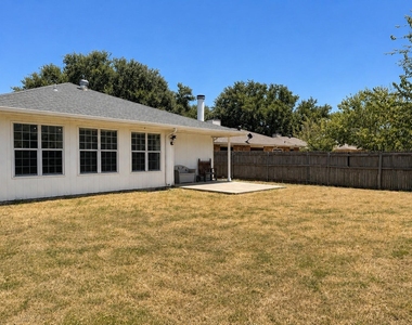 5306 Pampas Court - Photo Thumbnail 18