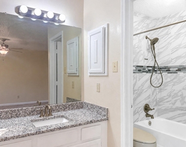 5306 Pampas Court - Photo Thumbnail 10