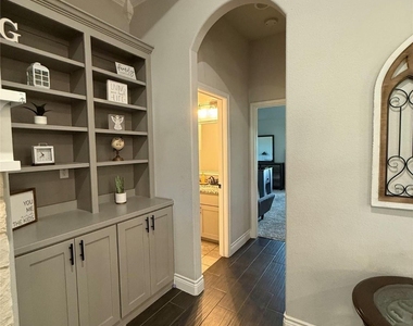 1013 Sky Court - Photo Thumbnail 19