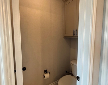 1013 Sky Court - Photo Thumbnail 28