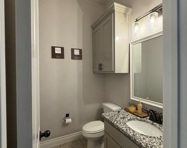 1013 Sky Court - Photo Thumbnail 21