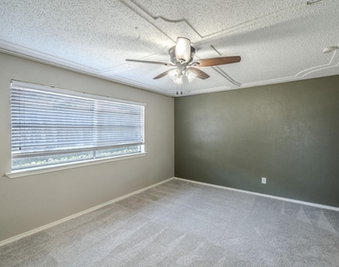 1701 Brookhaven Circle - Photo Thumbnail 14