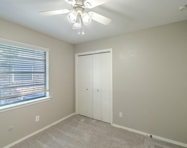 1701 Brookhaven Circle - Photo Thumbnail 18
