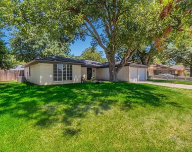 1701 Brookhaven Circle - Photo Thumbnail 1