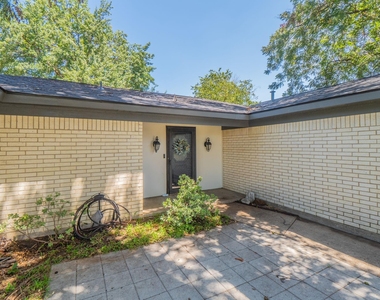 1701 Brookhaven Circle - Photo Thumbnail 23