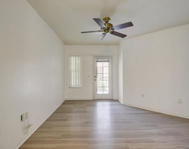 1206 Belmont Place - Photo Thumbnail 16
