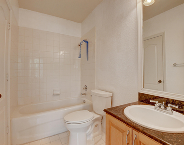 1206 Belmont Place - Photo Thumbnail 19