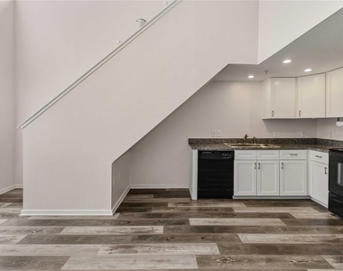 5111 Manett Street - Photo Thumbnail 14