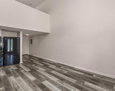 5111 Manett Street - Photo Thumbnail 16