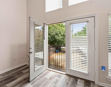 5111 Manett Street - Photo Thumbnail 12