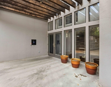 5111 Manett Street - Photo Thumbnail 4