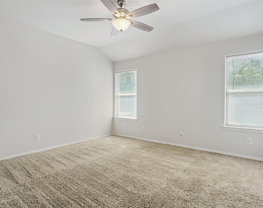 4629 Thistle Creek Court - Photo Thumbnail 13
