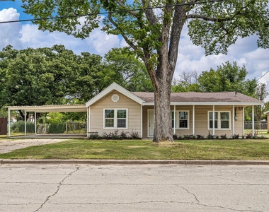 117 N Oak Street - Photo Thumbnail 39