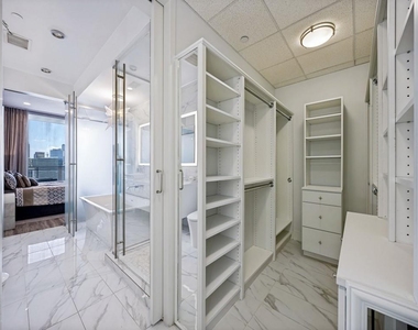 2900 Mckinnon Street - Photo Thumbnail 20