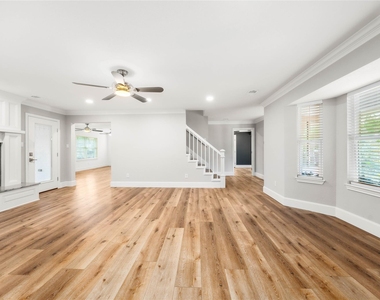 9916 Sandalwood Drive - Photo Thumbnail 24