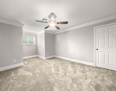 9916 Sandalwood Drive - Photo Thumbnail 32