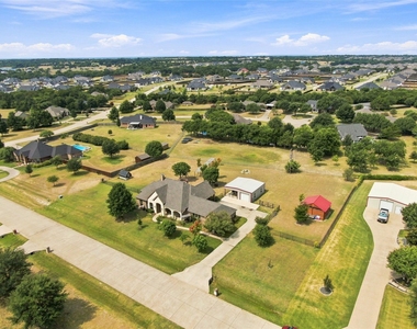5641 Country South Lane - Photo Thumbnail 6