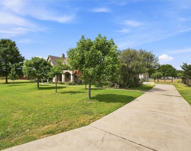 5641 Country South Lane - Photo Thumbnail 3