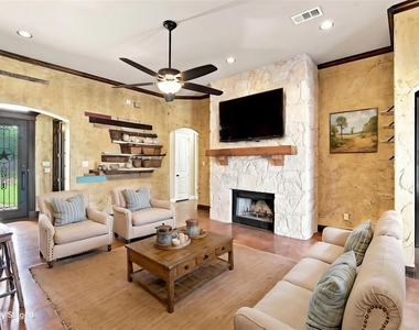 5641 Country South Lane - Photo Thumbnail 17