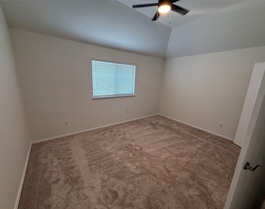 5936 Stirrup Iron Drive - Photo Thumbnail 23