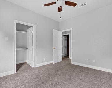 4102 Gordon Street - Photo Thumbnail 12