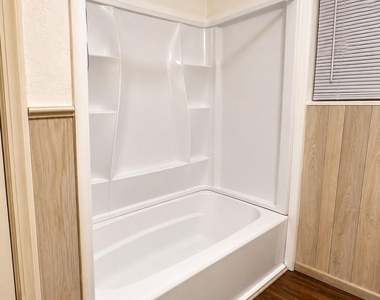5016 Sabelle Lane - Photo Thumbnail 6