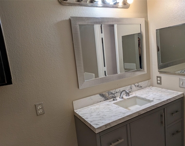 2005 Wildwood Drive - Photo Thumbnail 11