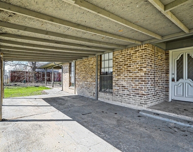 226 E Pritchard Lane - Photo Thumbnail 1