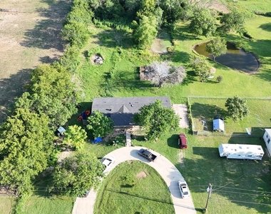 8591 W Ridge Drive - Photo Thumbnail 20