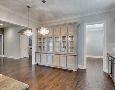 5000 Dickens Lane - Photo Thumbnail 15