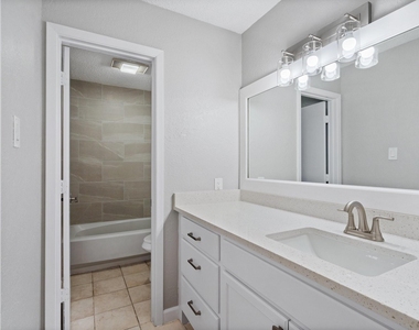 1507 Gailbrook Lane - Photo Thumbnail 14