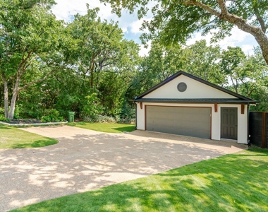 2856 Peninsula Drive - Photo Thumbnail 4