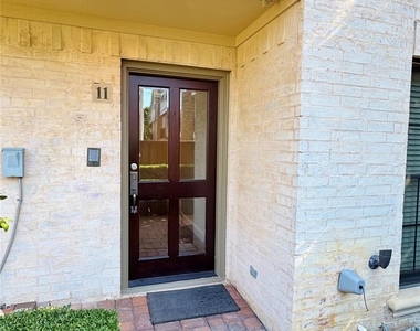 4153 Hyer Street - Photo Thumbnail 1
